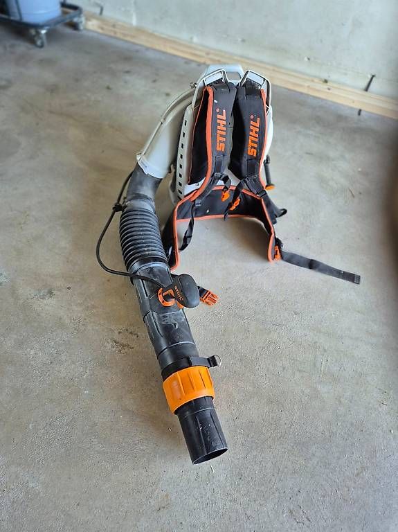 Soffiatori & Aspiratori per foglie: Stihl BR 800 C Rücken Blasgerät – Usato da Hochdorf venduto da Wegggli 2