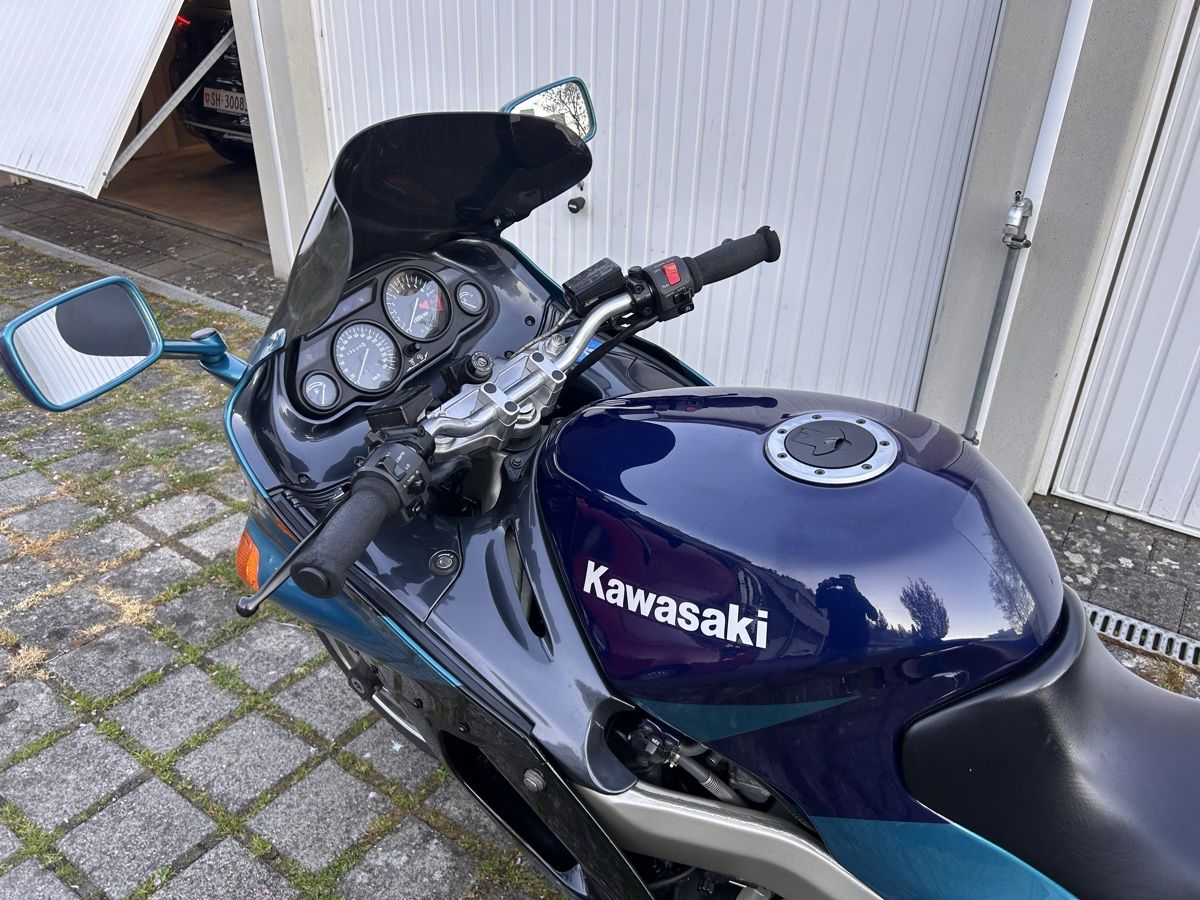 Kawasaki Strada: Kawaski ZZ-R 1100 – Usato da Schaffhausen venduto da alfetta2500 3