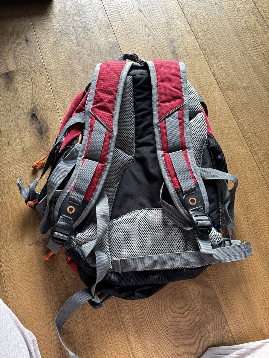 Salewa Kindertaschen: Salewa Rucksack Sub 25 rot – Gebraucht aus Lengnau AG von carmen_ck 1
