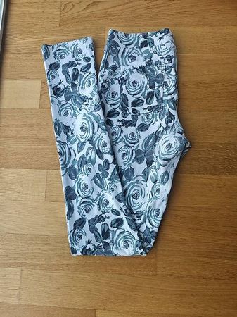 Weiße Leggings mit Rosenprint aus Baumwolle Gr. XS  wie neu