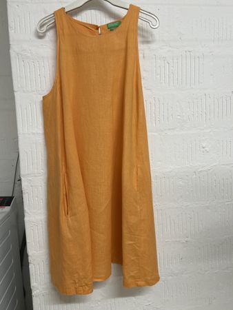 Sommerliches Leinenkleid von United Colors of Benetton