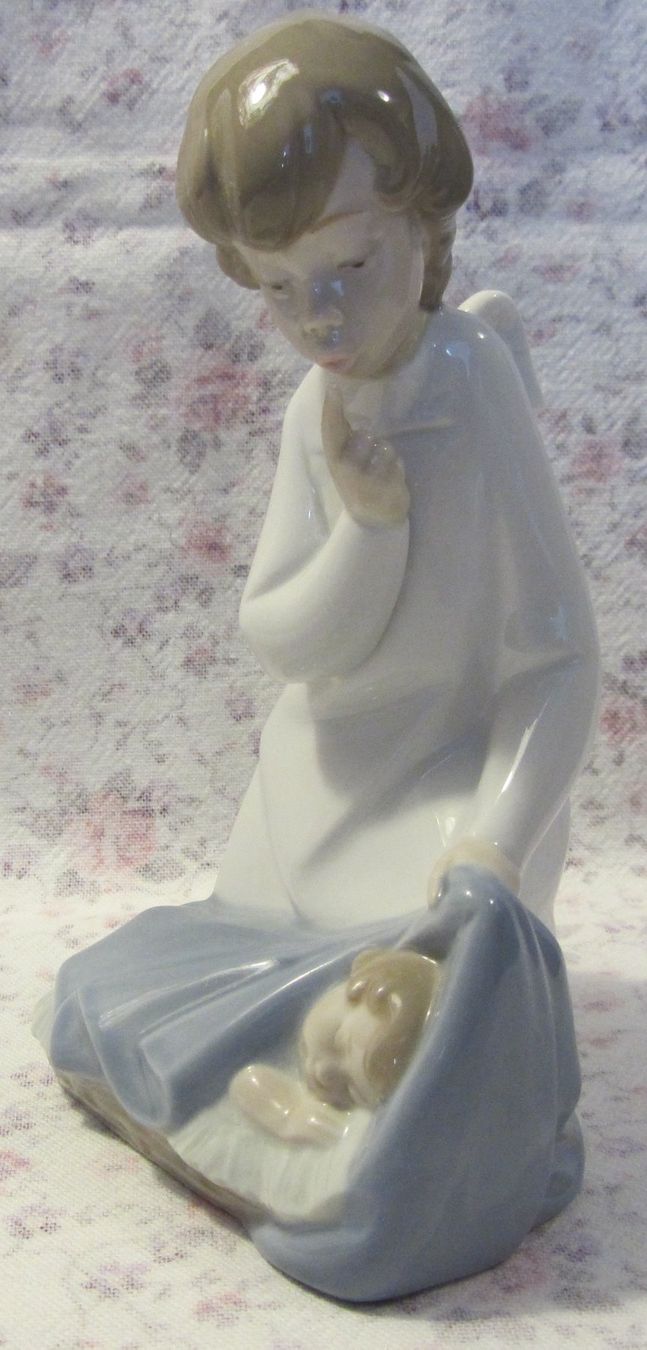 Lladro Statuette: Lladro - Wunderschöner Engel mit schlafendem Baby – Usato da Zürich venduto da Adebar0 3