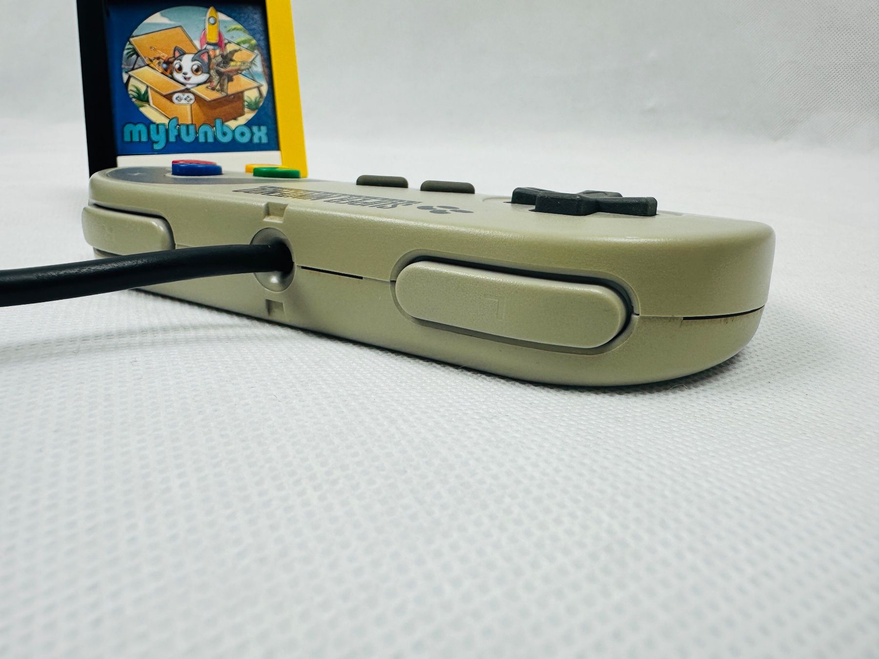 Nintendo Controller: SNES Original Controller /  Pad / Vintage – Usato da Kappel SO venduto da MyFunBox 2