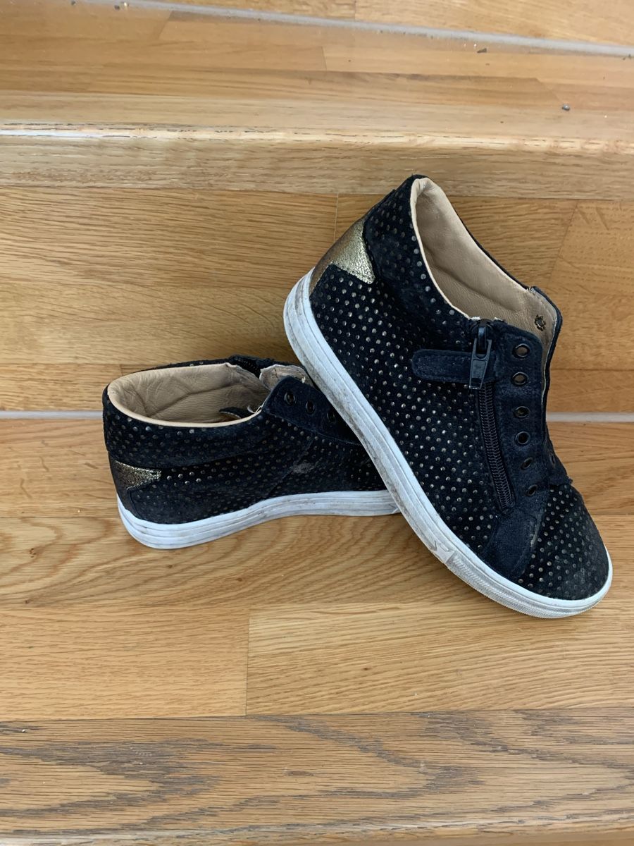 Scarpe per ragazze: Mädchenschuhe, Senkers, Halbschuhe, Grösse 34 – Usato da Ostermundigen venduto da des_t9vv 1