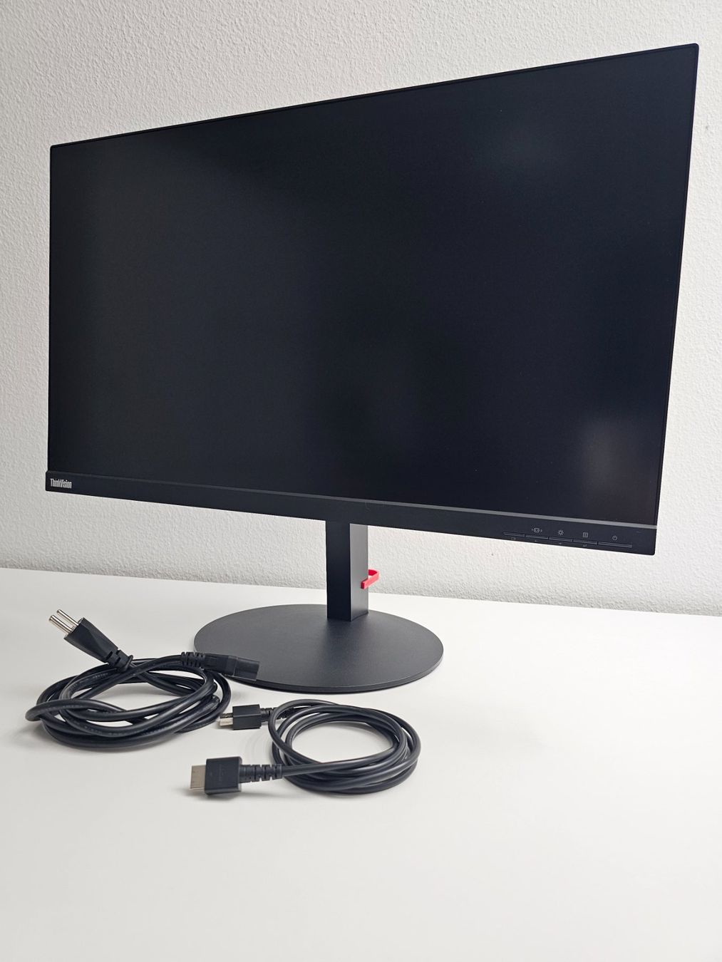 Lenovo Ecrans: Lenovo ThinkVision USB-C Monitor – Neuf (Voir description) à Wettingen par bestrox 3