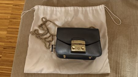 Kleine Furla Umhängetasche