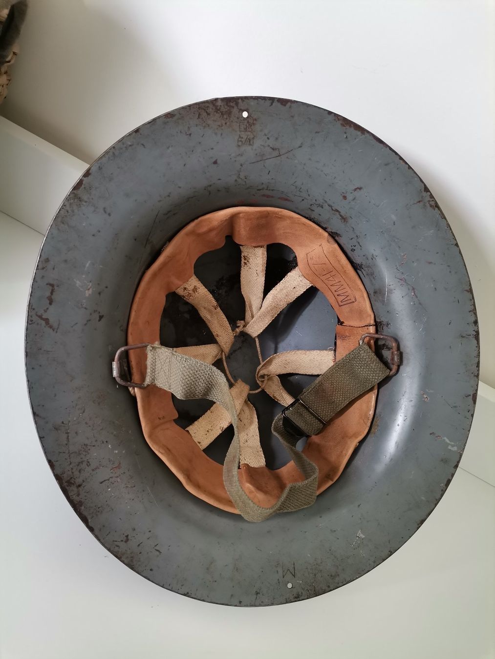 Uniformi & Effetti personali: Casque anglais défense passive Zuckerman WW2 – Usato da Onex venduto da Neimad7 3