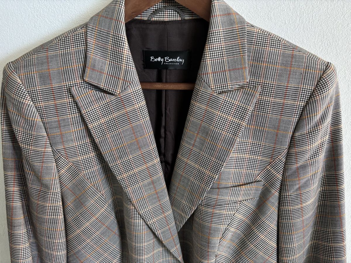 Betty Barclay Vestes: BETTY BARCLAY - Blazer - Comme Neuf! – Neuf (Voir description) à Chardonne par teenyweeny