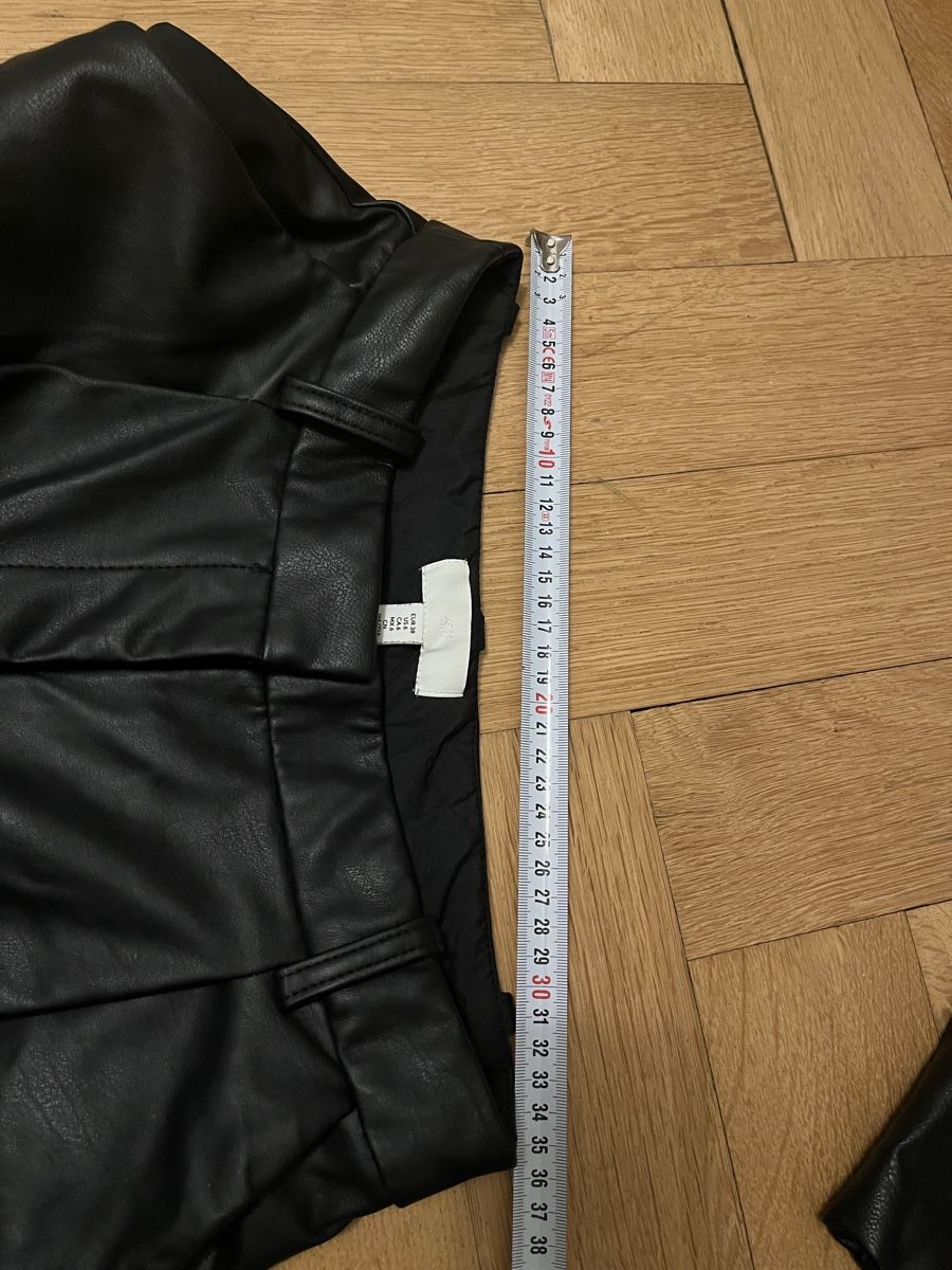 Lotti di vestiti: Kunstleder Hose und Rocks neuwertig – Nuovo (secondo la descrizione) da Olten venduto da sae_82z2 3