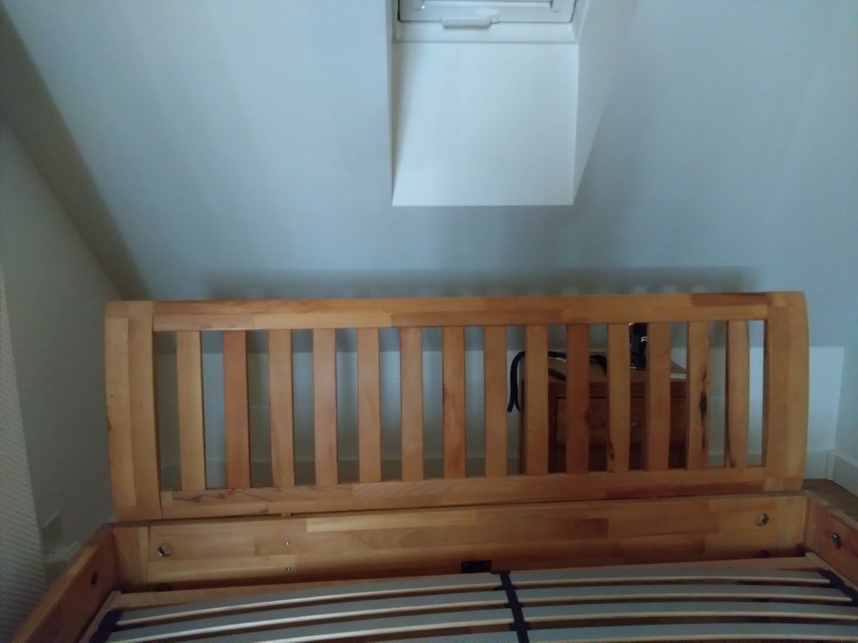Letti: Doppelbett aus Holz mit Lattenrost – Usato da Riehen venduto da Danny_68 2