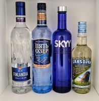 4x Vodka / Finlandia, Skyy,  Five Leaks , Grasovka