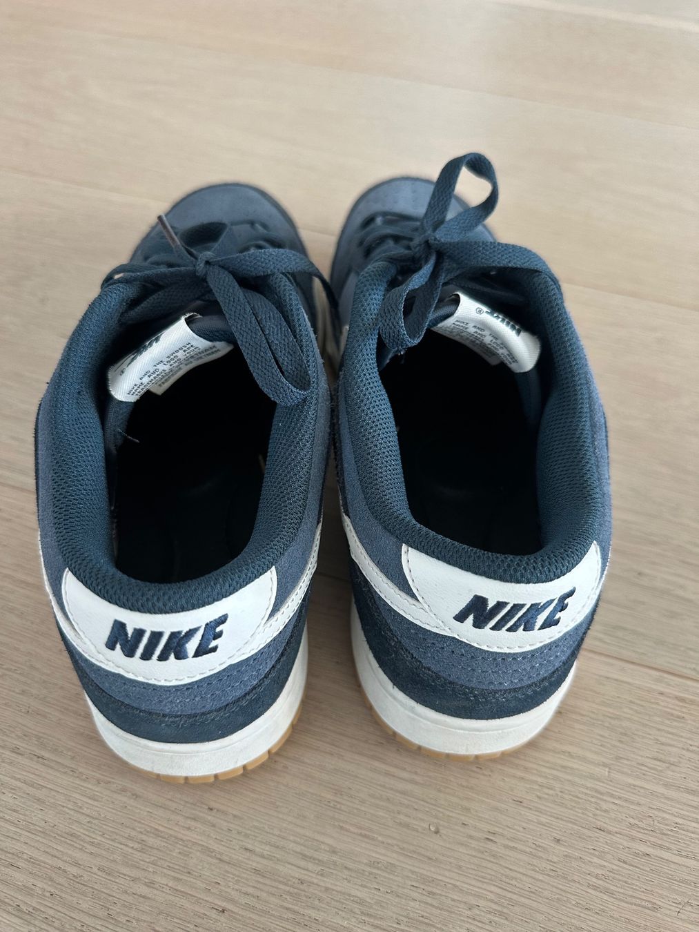 Nike Scarpe da uomo: Nike Dunk low retro dunkelblau Gr. 46 – Usato da Dietlikon venduto da LASSIVA 1