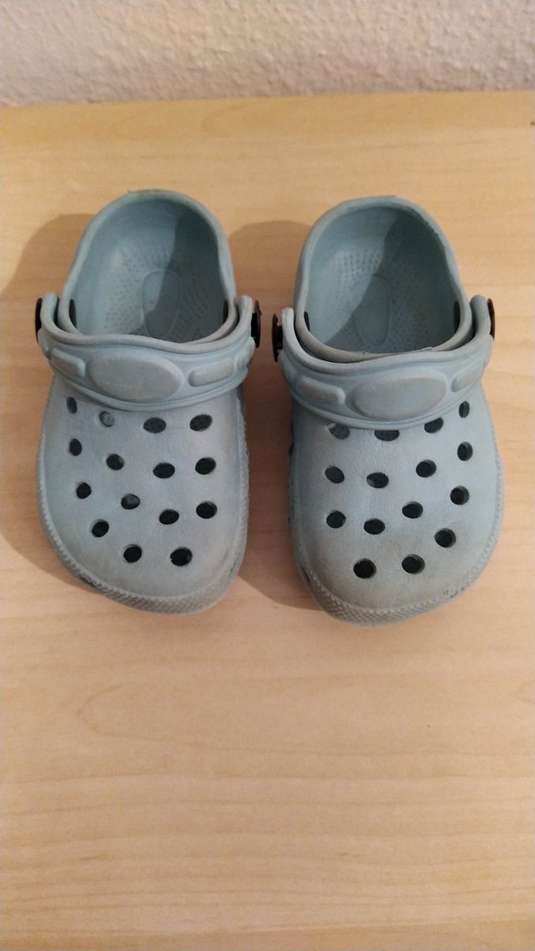 Scarpe per ragazzi: Clogs gr. 21 – Usato da Kappel SO venduto da teiger83
