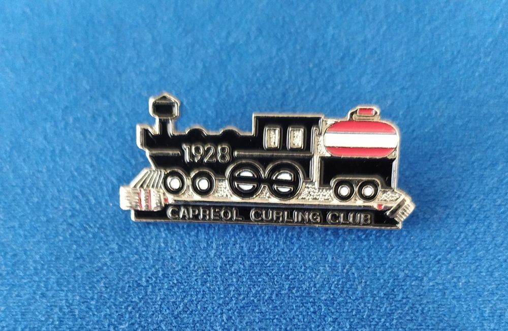 Curling Club CAPREOL 1928 (Gebraucht) in Chezard St-Martin für CHF 5 ...