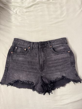 Shorts 38/40 Stradivarius