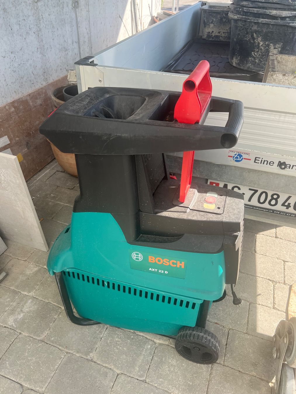 Bosch Trinciatrici: Bosch Häcksler AXT 22 D – Usato da Wettingen venduto da riffrack