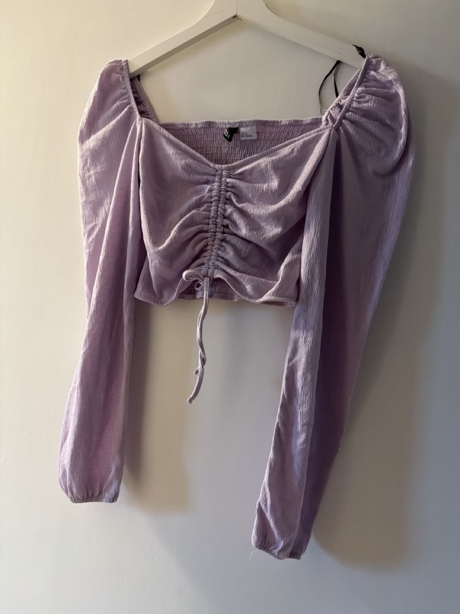 H&M Top: Damen Crop Top mit Puffärmeln  – Usato da zürich venduto da resagrev