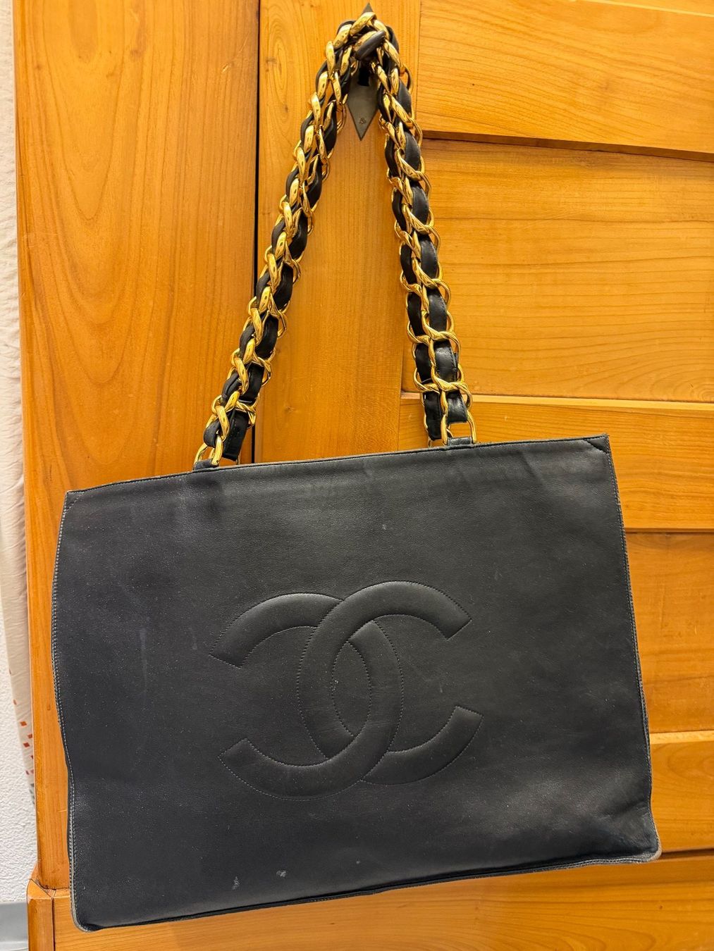 Chanel Borse da donna: Chanel Vintage cc chain leder shopper – Usato da Zürich venduto da Paula062