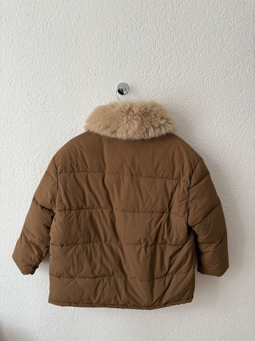 Giacche: Winter jacket with fur collar, size M – Usato da St. Gallen venduto da trxcy 3