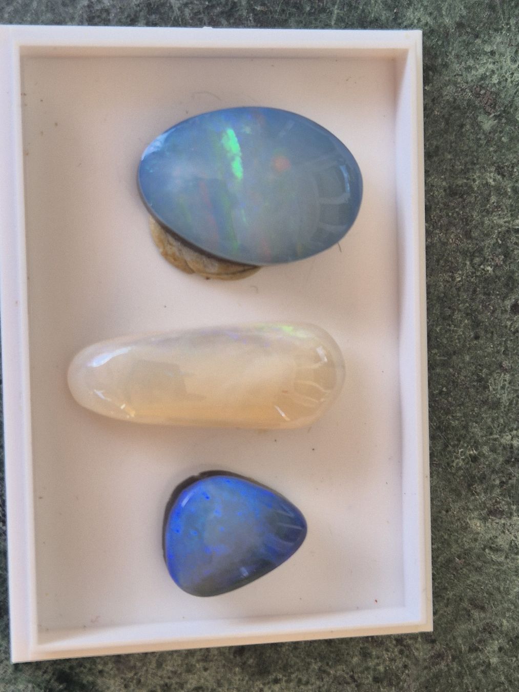 Edelsteine: Opal Boulder oval blau Mineral Australien  – Neu (gemäss Beschreibung) aus Russikon von eunicetungol 7