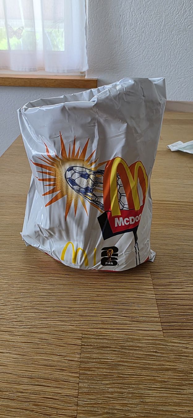 Recipients et similaires: Shaqiri Becher McDonalds – Neuf (Voir description) à Suhr par Design_by_Debi 1