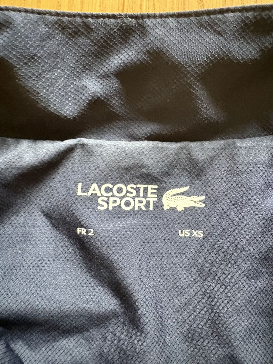 Lacoste Lotti di vestiti: Lacoste Trainer Navyblue Grösse XS – Nuovo (secondo la descrizione) da Erlinsbach venduto da Elchy 2