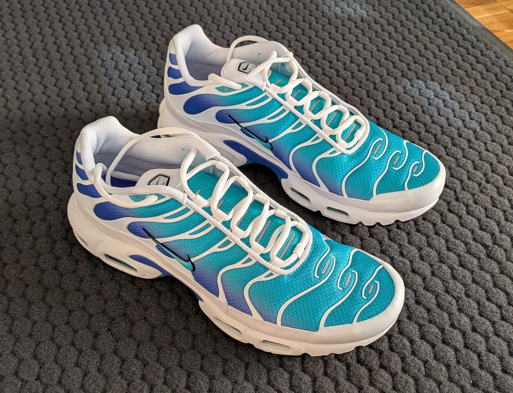 Nike Herrenschuhe: Air Max Plus TN White Dusty Cactus 45 – Neu und originalverpackt aus Zürich von vukzh 1
