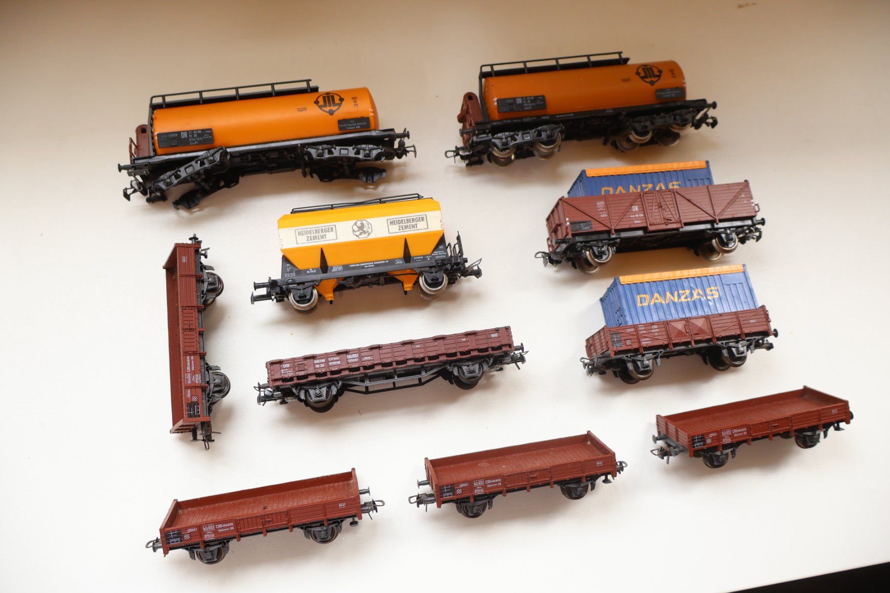 Roco Modellini di ferrovie: Roco 10 x Wagen H0 – Usato da Winterthur venduto da Monstera 1