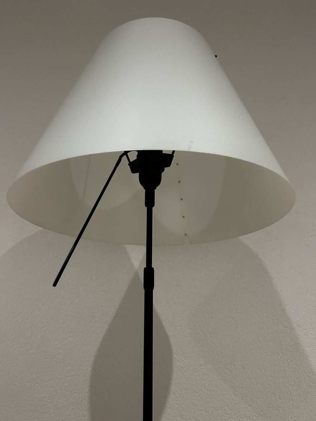 Lampade: Lucplan Designe Stehlampe – Usato da Jona venduto da Stevezim 1
