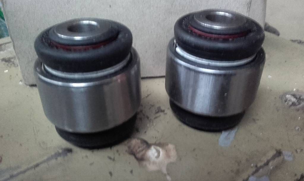 Tutti gli attrezzi: Opel / Saab Hinterachsbuchsen 423121/90496700 – Usato da Huttwil venduto da kadett_78 1