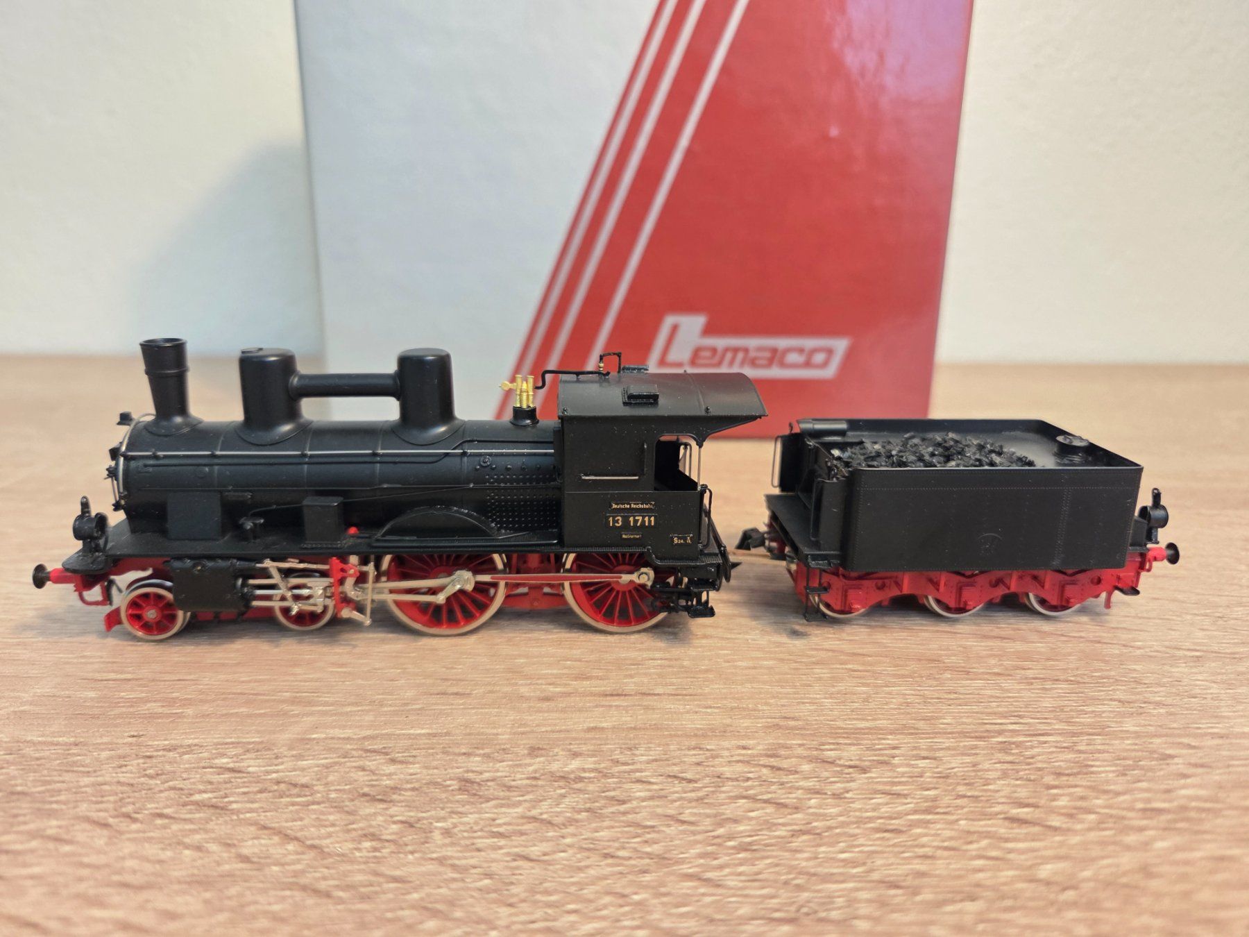 Lemaco Modellini di ferrovie: Lemaco Dampflok BR 13 DRG H0 – Nuovo e nell'imballaggio originale da St-Aubin-Sauges venduto da Lo_Go