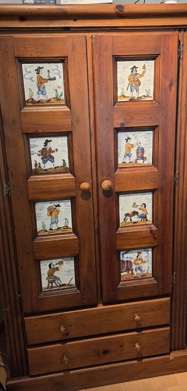 Schränke: Vintage Holzschrank – Gebraucht aus Winterthur von dus_bpn6