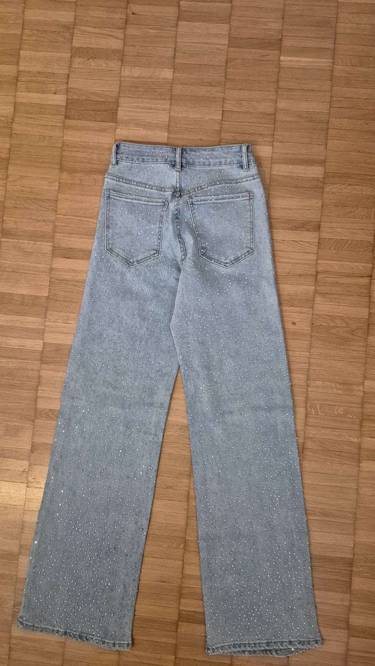 Jeans: Jeans Laulia hellblau mit Strasssteinen Grösse 34 – Usato da Suhr venduto da aura06 3