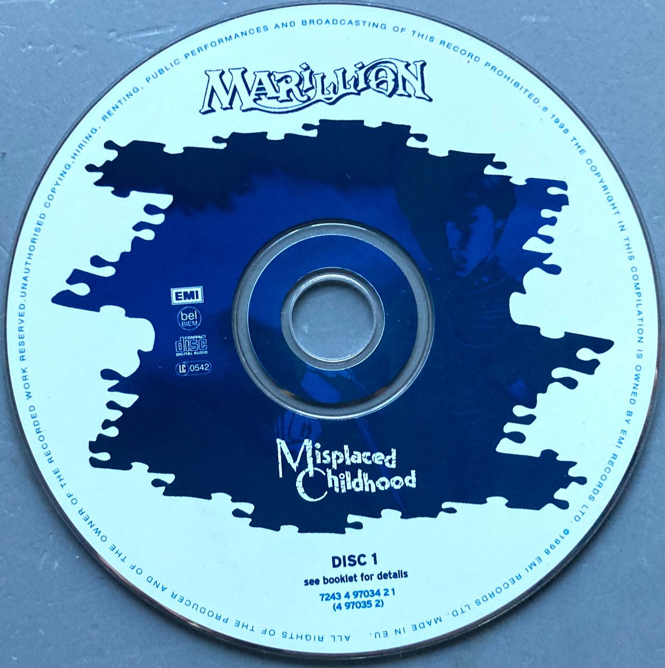 CD: MARILION - MISPLACED CHILDHOOD – Usato da Poliez-Pittet venduto da Newtown-Records 2
