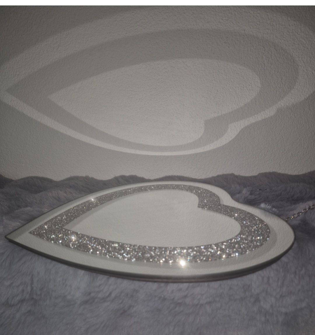 Specchi: Specchio a forma di cuore decorato con strass 30 cm – Nuovo (secondo la descrizione) da Giubiasco venduto da Stefaniav 2