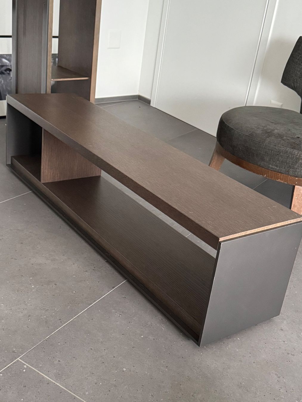 B&B Italia Set di tavolo e panche: B&B italia Surface Ablage Lounge table 2 x NP 5600 CHF – Usato da Andermatt venduto da sunshine2025 2