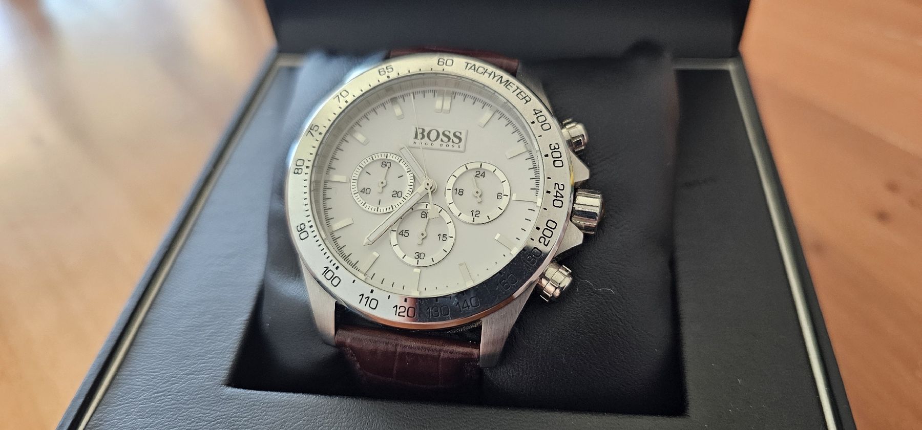 Hugo Boss Montres: Hugo Boss – Neuf (Voir description) à Fribourg par Rosenrot1987 2