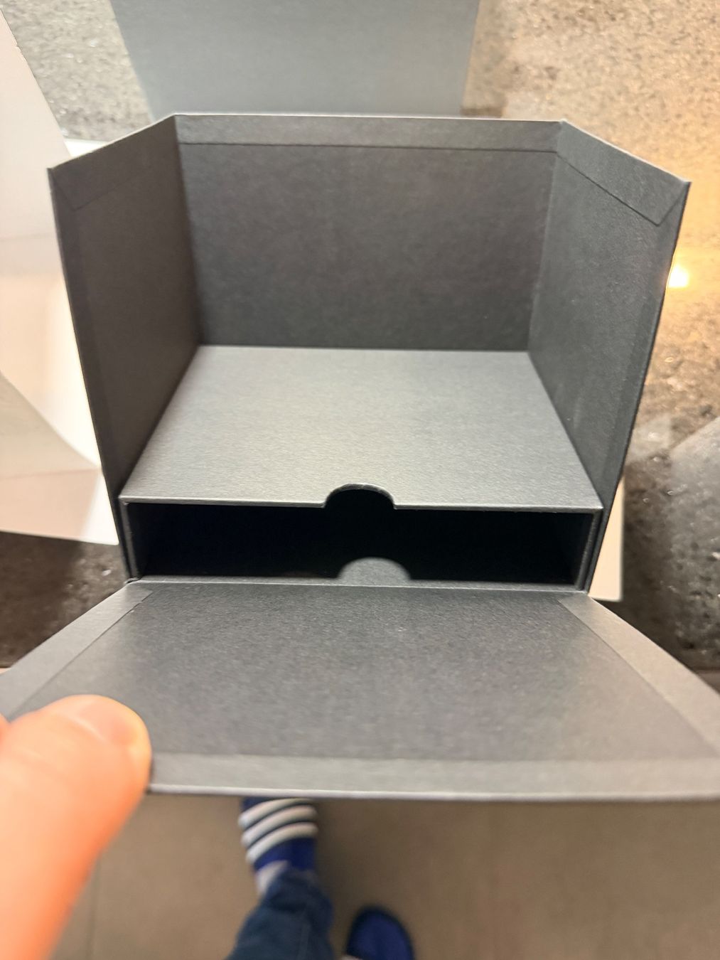 Zenith Scatole porta orologi: Zenith Uhrenbox-neu mit Umkarton – Nuovo (secondo la descrizione) da Grenchen venduto da jarek42 3