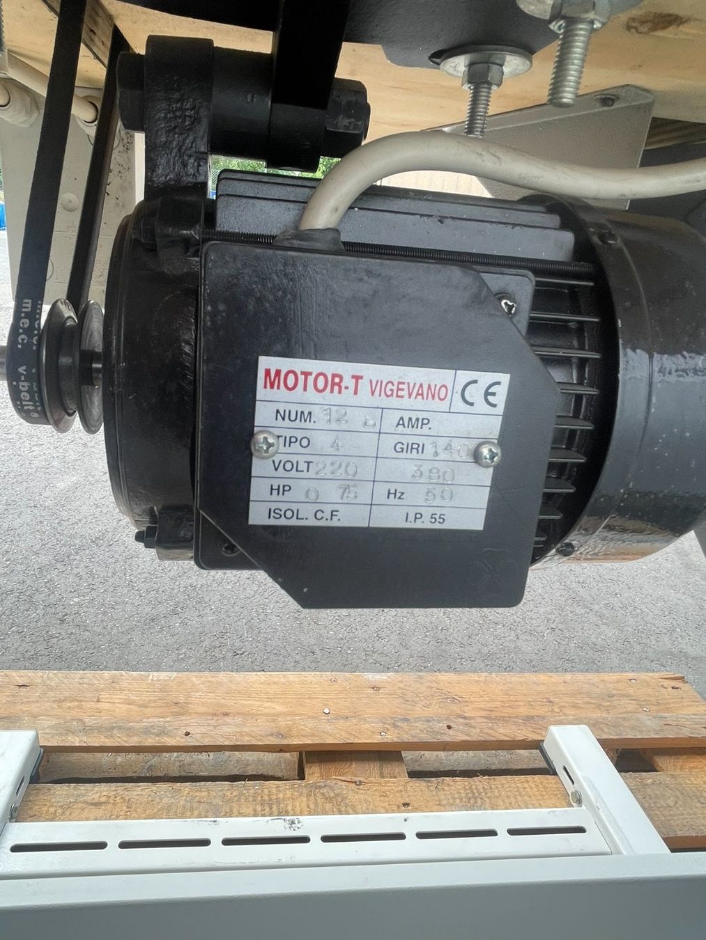 Alle Maschinen: Lederschärfmaschine / Schärfmaschine AV2 – Gebraucht aus Münchwilen TG von IntoMotion_GmbH 5