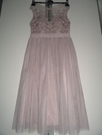 WUNDERSCHÖNES FESTKLEID GR. 38 ***