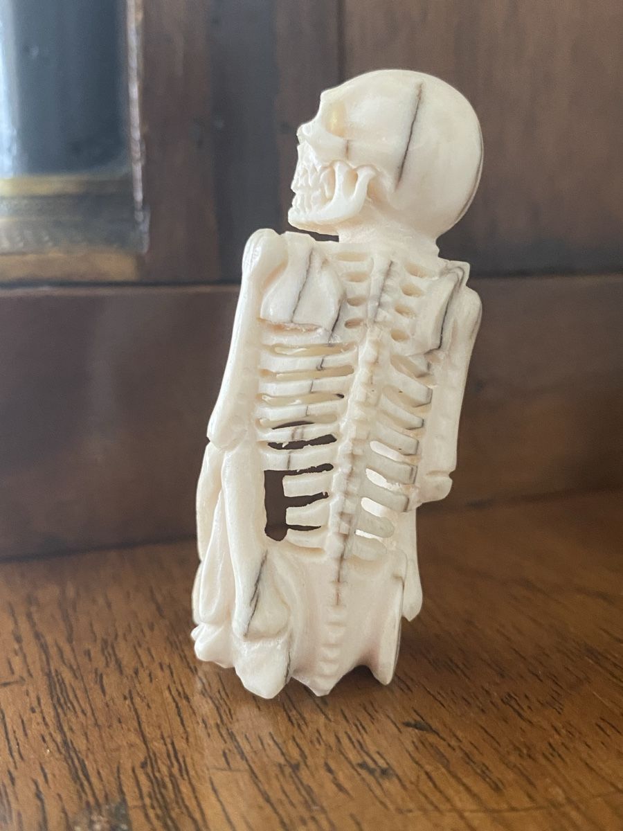 Statuette: Skelett Knochen geschnitzt  – Usato da Berikon venduto da Samurai67ch 1