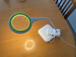 Lupenleuchte/Lupenlampe