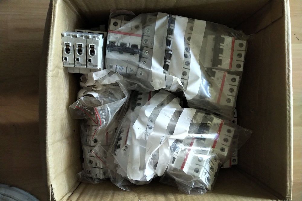 10 Stück Sicherungsschloss Für Leitungsschutzschalter - Rot/Schwarz PA-Nylon