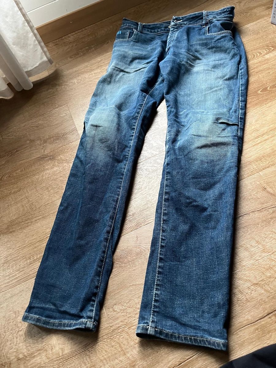 Jeans: Motorradjeans PMJ – Usato da Menzingen venduto da sumeyya
