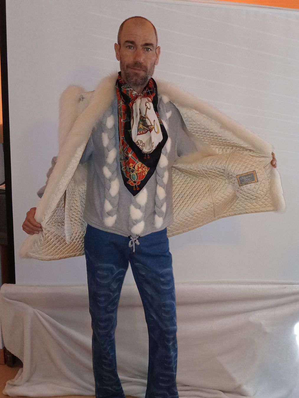 Gilet & Giacche: Winterweste mit Vogelmuster und Kunstfell, Grösse M – Usato da Obergösgen venduto da crystalfox 1