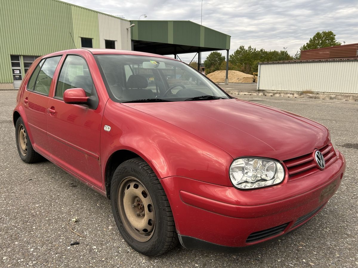 VW Autos: VW Golf V – D'occasion à Wallbach par SchnellAutomobile 1