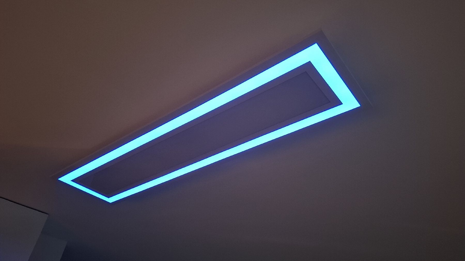 Kronleuchter & Deckenlampen: plafonnier led multicouleurs – Gebraucht aus Mont-sur-Rolle von fera69 5