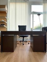 Bürotisch braun mit Seitenschränken guter Zustand