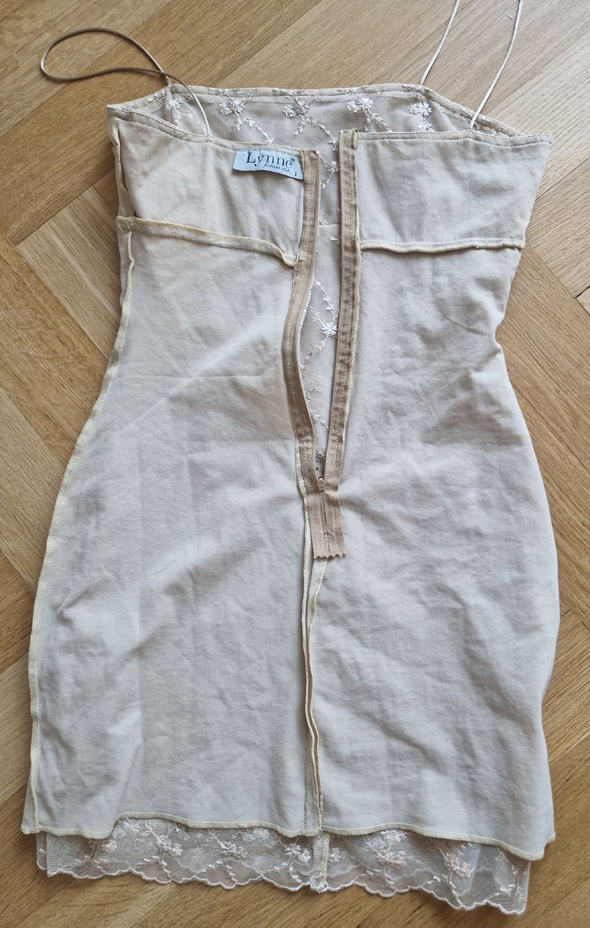 Vestiti: Kleid aus Spitze – Usato da Küsnacht ZH venduto da 2011_ 6