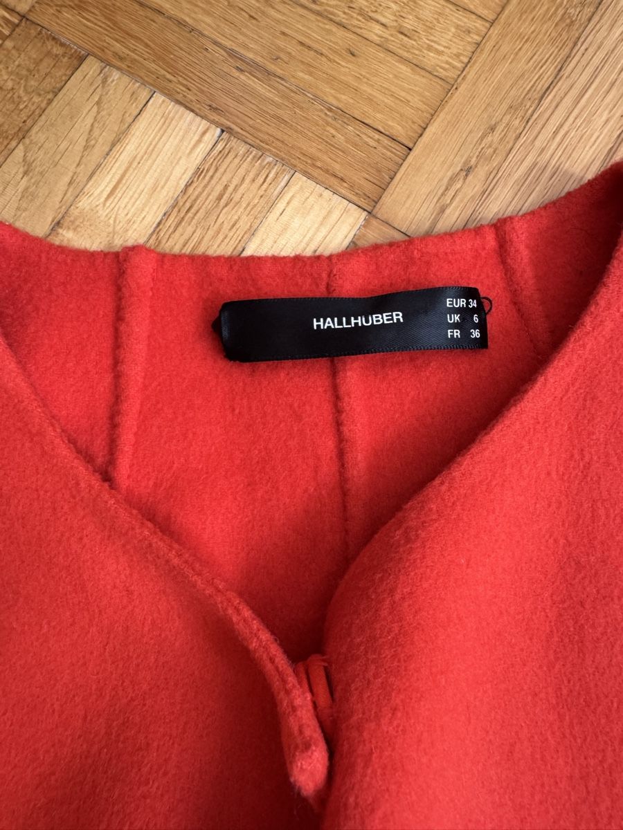 Giacche: Halhuber Bright Orange Jacket 34 – Usato da Fällanden venduto da emi_x6xw 3